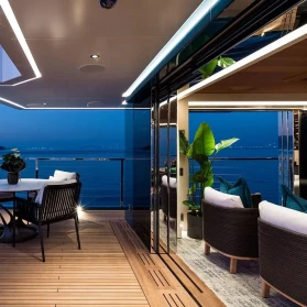 M/Y KING BENJI