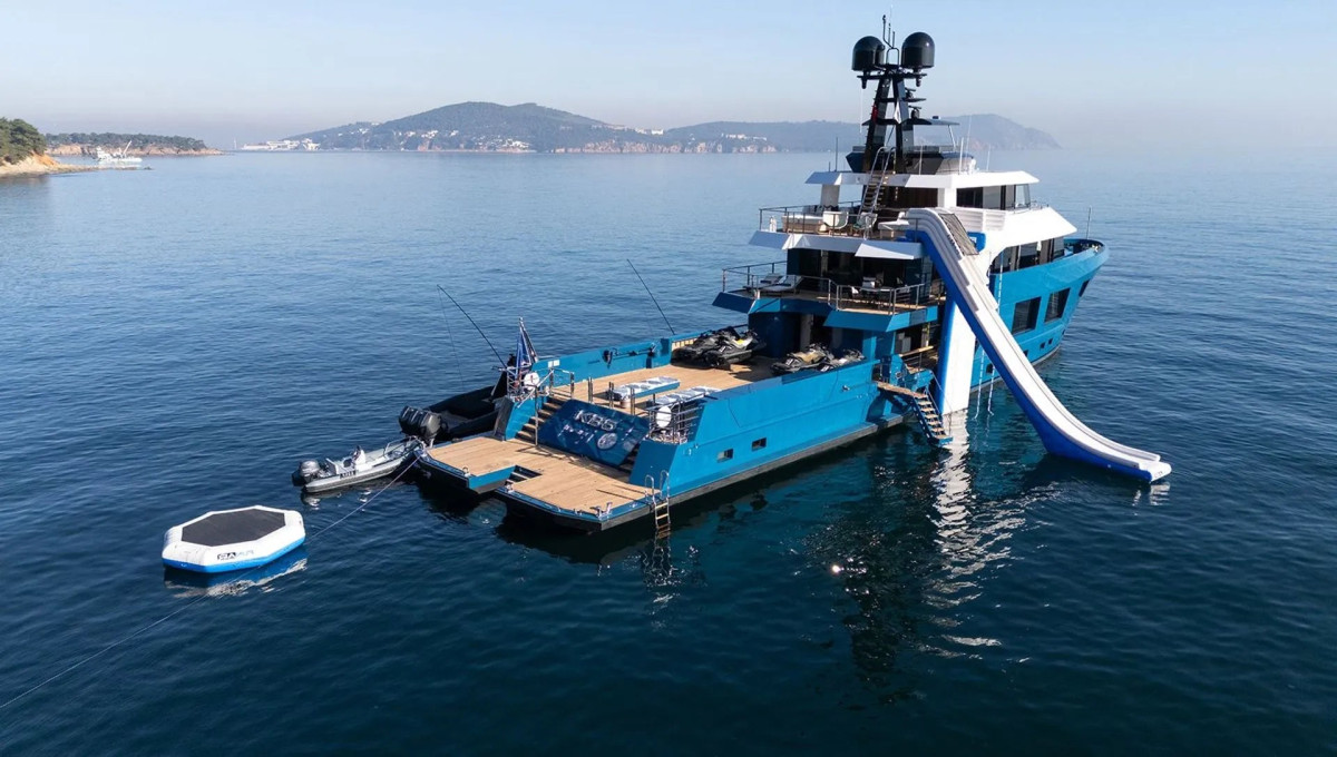 M/Y KING BENJI