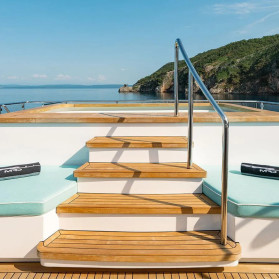 M/Y SEAGULL MRD: