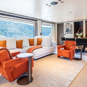 M/Y AT ONE