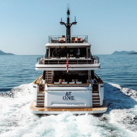 M/Y AT ONE
