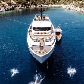 M/Y AT ONE