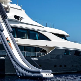M/Y ZIA