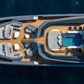 M/Y AKULA