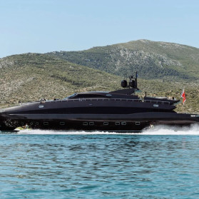 M/Y AKULA