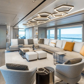M/Y AKULA