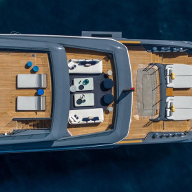 M/Y AKULA