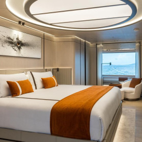 M/Y AKULA