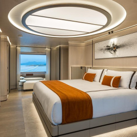 M/Y AKULA