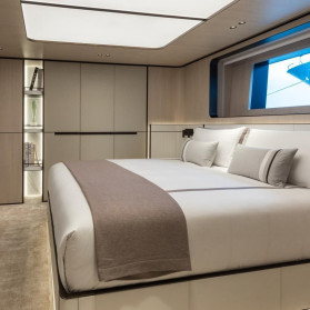 M/Y AKULA