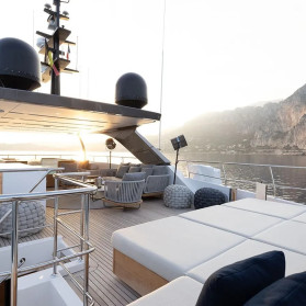 LES BRUXELLOIS Yacht Charter Rental
