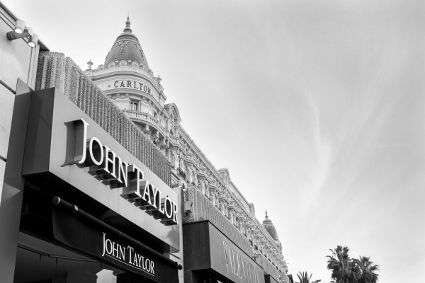 John Taylor : L’Excellence Immobilière Depuis 1864