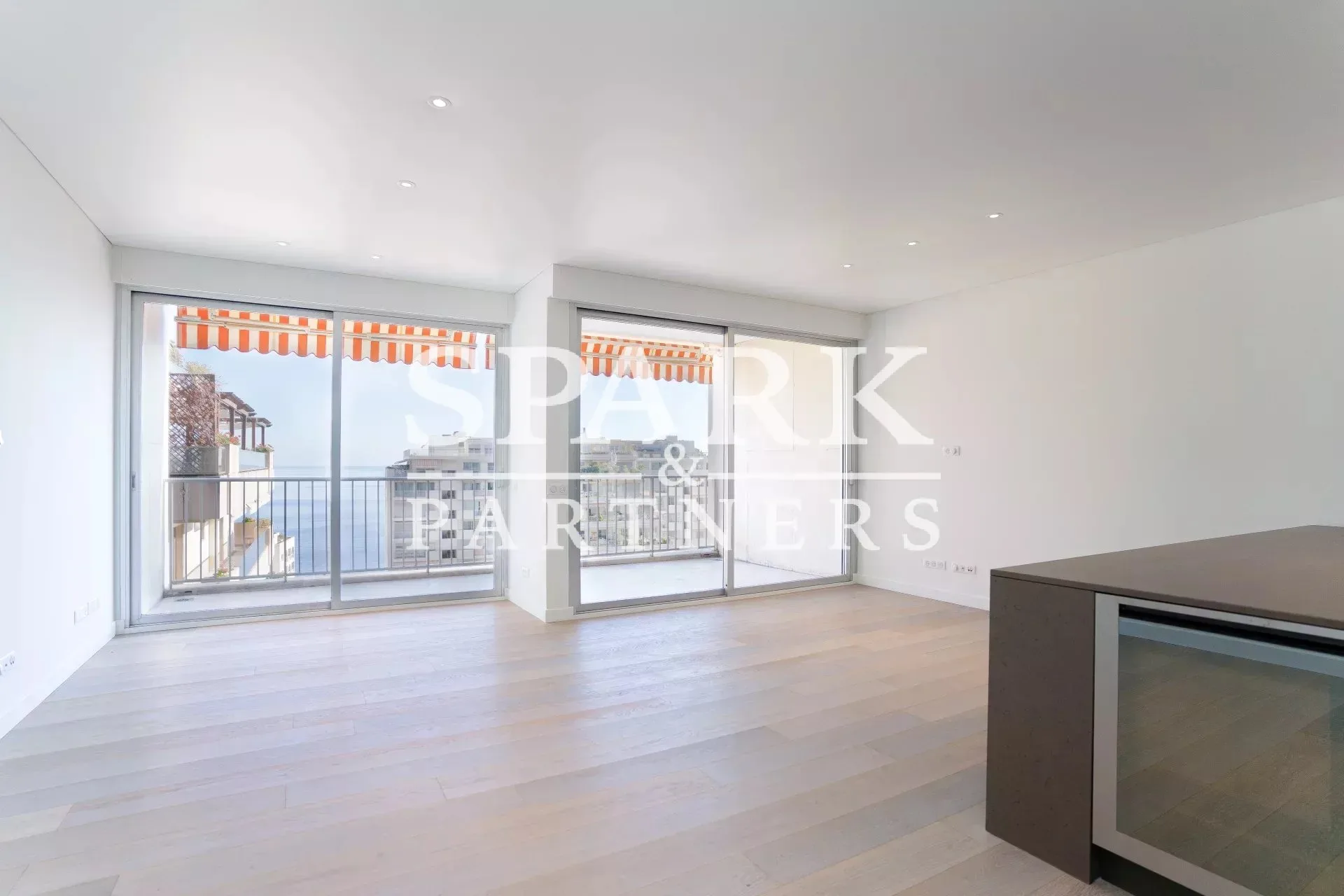Monaco - Saint Roman - High floor apartment with sea view