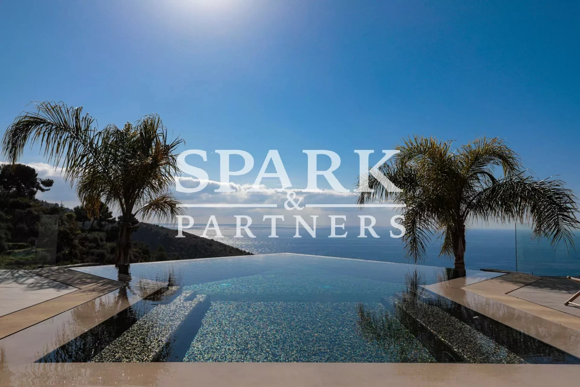 Sait Laurent d'Eze- Splendid villa with panoramic sea view